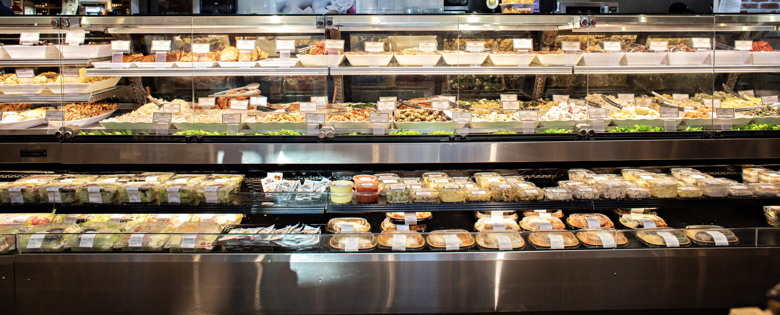 DeRomas0078 2 scaled e1754409109961